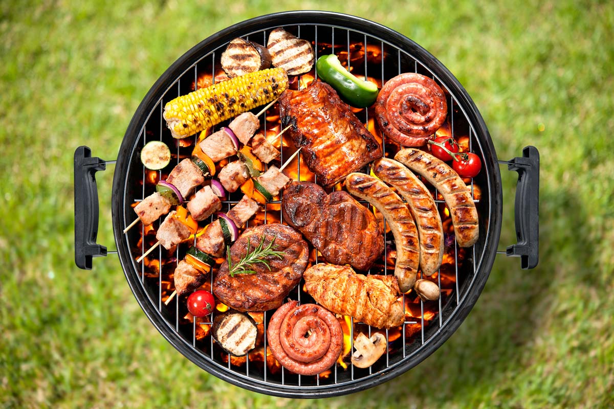 Holzkohlegrill